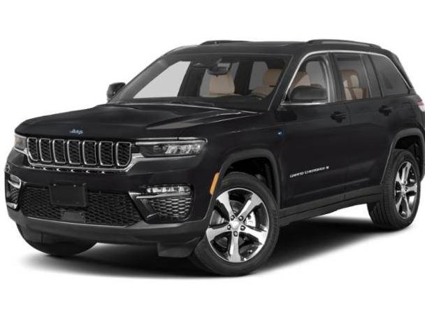 JEEP GRAND CHEROKEE 2023 1C4RJYB61PC588729 image